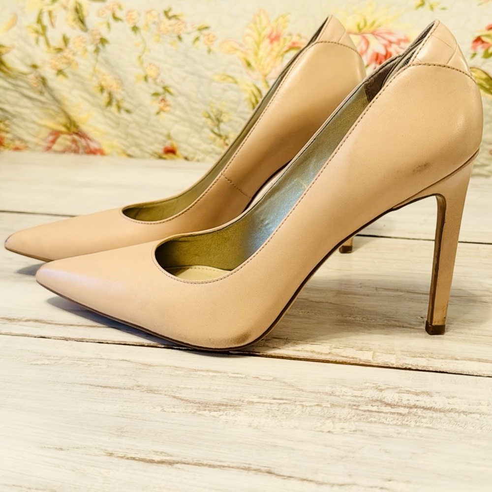 Sam Edelman Danna Pump Neutral